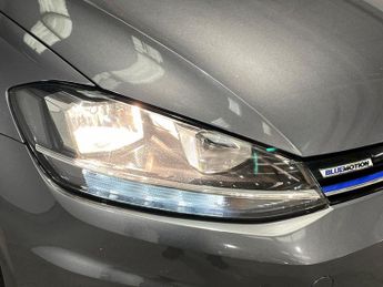 VOLKSWAGEN GOLF 1.5 Tsi Evo Bluemotion Tech Se Nav Hatchback 5Dr Petrol Dsg Euro