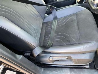 VOLKSWAGEN ID.4 Pro 77Kwh Style Suv 5Dr Electric Auto (286 Ps)