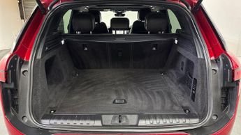 LAND ROVER RANGE ROVER SPORT 3.0 P440E Se 5Dr Auto