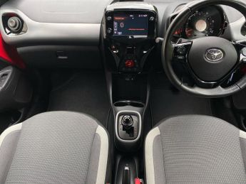 TOYOTA AYGO 1.0 Vvt-I X-Trend Hatchback 5Dr Petrol X-Shift Euro 6 (Safety Se
