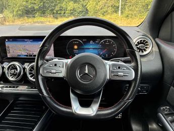 MERCEDES-BENZ GLA Gla 200 Amg Line Premium 5Dr Auto