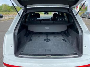 AUDI Q7 3.0 Tdi V6 Black Edition Suv 5Dr Diesel Tiptronic Quattro Euro 6