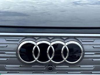 AUDI Q4 210Kw 45 82Kwh Sport 5Dr Auto [Leather]