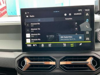 DACIA DUSTER 1.6 Hybrid 140 Extreme 5Dr Auto