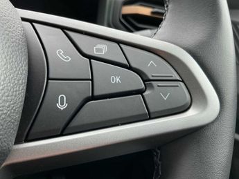 DACIA DUSTER 1.6 Hybrid 140 Extreme 5Dr Auto