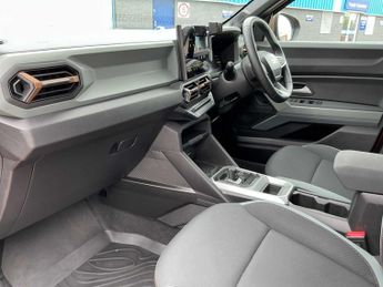 DACIA DUSTER 1.6 Hybrid 140 Extreme 5Dr Auto