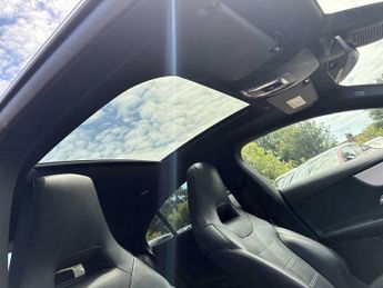MERCEDES-BENZ CLA Cla 200 Amg Line Premium Plus 4Dr Tip Auto