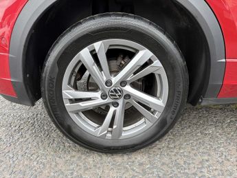 VOLKSWAGEN T-ROC 1.5 Tsi R-Line 5Dr Dsg