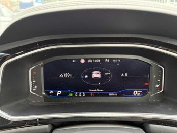 VOLKSWAGEN T-ROC 1.5 Tsi R-Line 5Dr Dsg