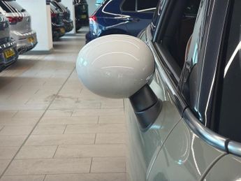 MINI HATCHBACK 2.0 Cooper S 3Dr Auto [Chili Pack]