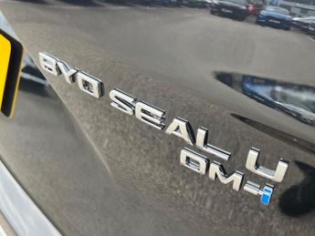 BYD SEAL U Seal U 1.5 Dm-I Boost 5Dr Auto Estate