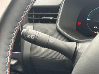RENAULT CLIO 1.6 E-Tech Full Hybrid 145 Esprit Alpine 5Dr Auto