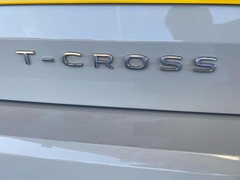 VOLKSWAGEN T-CROSS 1.0 Tsi Black Edition Suv 5Dr Petrol Dsg Euro 6 (S/S) (110 Ps)