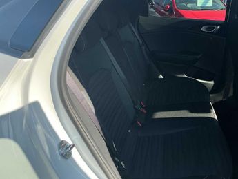 KIA XCEED 1.0T Gdi Isg 113 Gt-Line 5Dr Dct