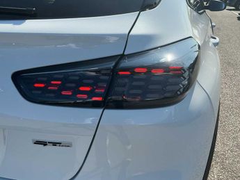 KIA XCEED 1.0T Gdi Isg 113 Gt-Line 5Dr Dct