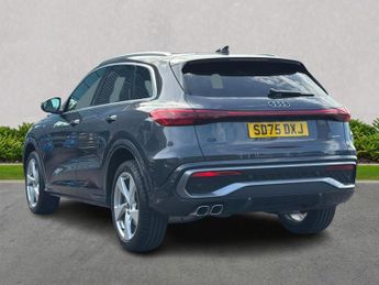 AUDI Q5 2.0 Tdi Quattro S Line 5Dr S Tronic [Sound+Vision]