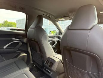 AUDI Q5 2.0 Tdi Quattro S Line 5Dr S Tronic [Sound+Vision]