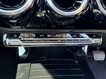 MERCEDES-BENZ A CLASS A180D Sport 5Dr Auto