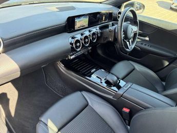 MERCEDES-BENZ A CLASS A180D Sport 5Dr Auto