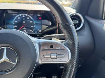 MERCEDES-BENZ GLA Gla 200 Amg Line 5Dr Auto