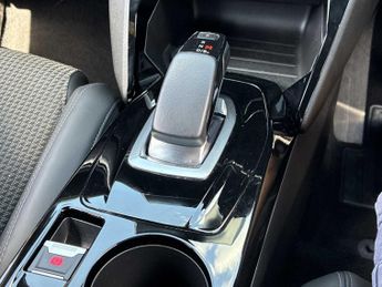 PEUGEOT 2008 100Kw Gt 50Kwh 5Dr Auto