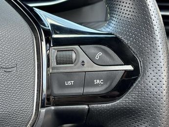 PEUGEOT 2008 100Kw Gt 50Kwh 5Dr Auto