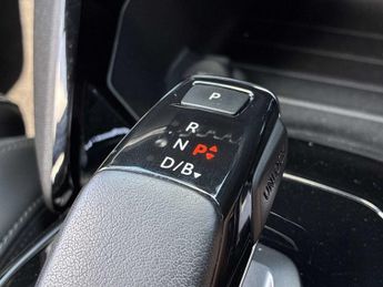 PEUGEOT 2008 100Kw Gt 50Kwh 5Dr Auto