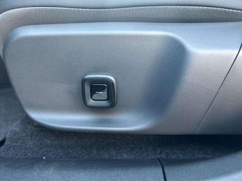 VOLVO EX30 315Kw Twin Motor Performance Ultra 69Kwh 5Dr Auto