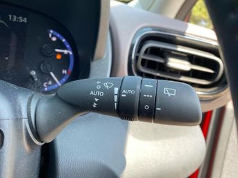 TOYOTA YARIS CROSS 1.5 Vvt-H Excel Suv 5Dr Petrol Hybrid E-Cvt Awd Euro 6 (S/S) (11