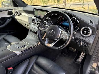 MERCEDES-BENZ GLC COUPE Glc 300D 4Matic Amg Line Premium 5Dr 9G-Tronic