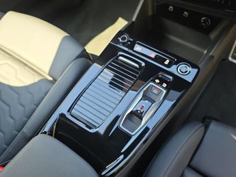 AUDI A6 100Kwh Performance S Line Hatchback 5Dr Electric Auto (367 Ps)