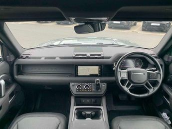LAND ROVER DEFENDER 3.0 D250 X-Dynamic Se 90 3Dr Auto