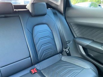CUPRA FORMENTOR 1.5 Etsi 150 V3 5Dr Dsg