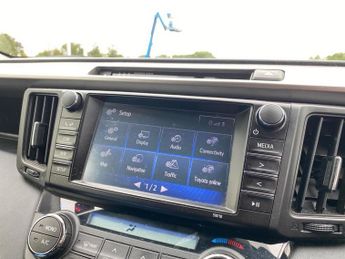 TOYOTA RAV4 2.5 Vvt-I Hybrid Icon Tech Tss 5Dr Cvt 2Wd