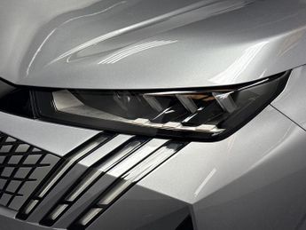PEUGEOT 5008 73Kwh Gt Suv 5Dr Electric Auto (210 Ps)