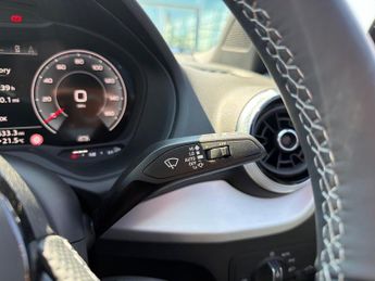 AUDI Q2 35 Tfsi Black Edition 5Dr S Tronic
