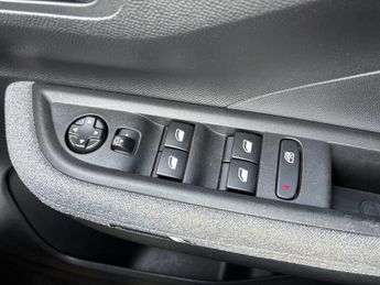 VAUXHALL FRONTERA 83Kw Gs 44Kwh 5Dr Auto