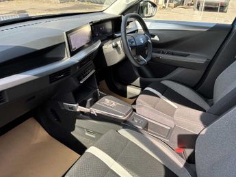 VAUXHALL FRONTERA 83Kw Gs 44Kwh 5Dr Auto