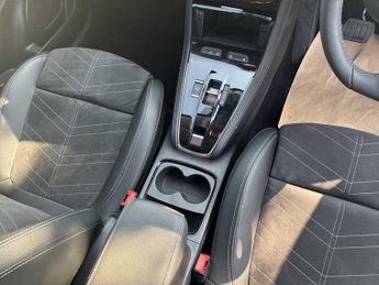 VAUXHALL GRANDLAND 1.2 Hybrid [136] Ultimate 5Dr E-Dct6