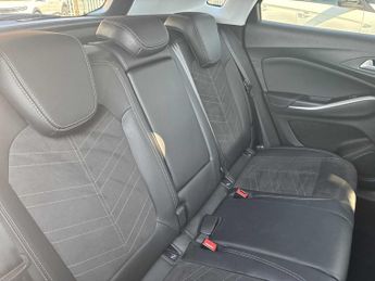 VAUXHALL GRANDLAND 1.2 Hybrid [136] Ultimate 5Dr E-Dct6