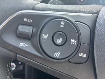 VAUXHALL GRANDLAND 1.2 Hybrid [136] Ultimate 5Dr E-Dct6