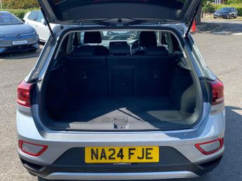 VOLKSWAGEN T-ROC 1.5 Tsi Match Suv 5Dr Petrol Dsg Euro 6 (S/S) (150 Ps)