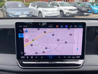 VOLKSWAGEN TIGUAN 1.5 Etsi Mhev Life Suv 5Dr Petrol Hybrid Dsg Euro 6 (S/S) (130 P