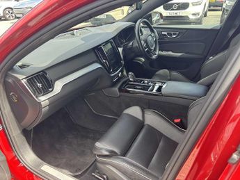 VOLVO S60 2.0 T8 Hybrid R Design Plus 4Dr Awd Auto