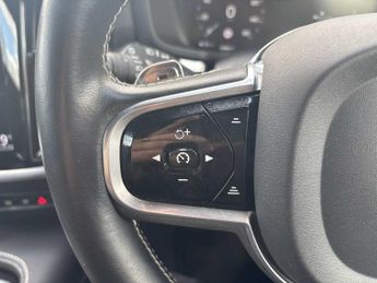 VOLVO S60 2.0 T8 Hybrid R Design Plus 4Dr Awd Auto
