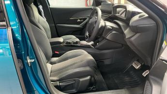 PEUGEOT 2008 100Kw Gt 50Kwh 5Dr Auto
