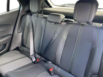PEUGEOT 2008 100Kw Gt 50Kwh 5Dr Auto