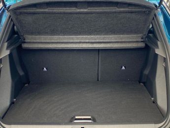 PEUGEOT 2008 100Kw Gt 50Kwh 5Dr Auto