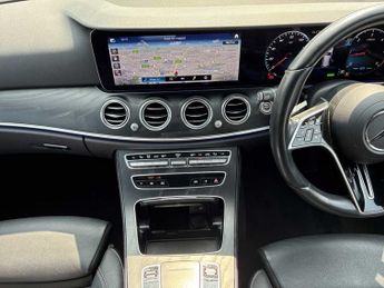 MERCEDES-BENZ E CLASS E220D 200 Amg Line Premium 5Dr 9G-Tronic