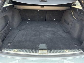 MERCEDES-BENZ E CLASS E220D 200 Amg Line Premium 5Dr 9G-Tronic